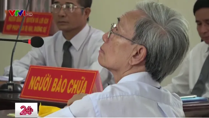Dư luận bất bình sau phiên tòa phúc thẩm vụ Nguyễn Khắc Thủy dâm ô trẻ em - Ảnh 1. Dư luận bất bình sau phiên tòa phúc thẩm vụ Nguyễn Khắc Thủy dâm ô trẻ em - Ảnh 1.