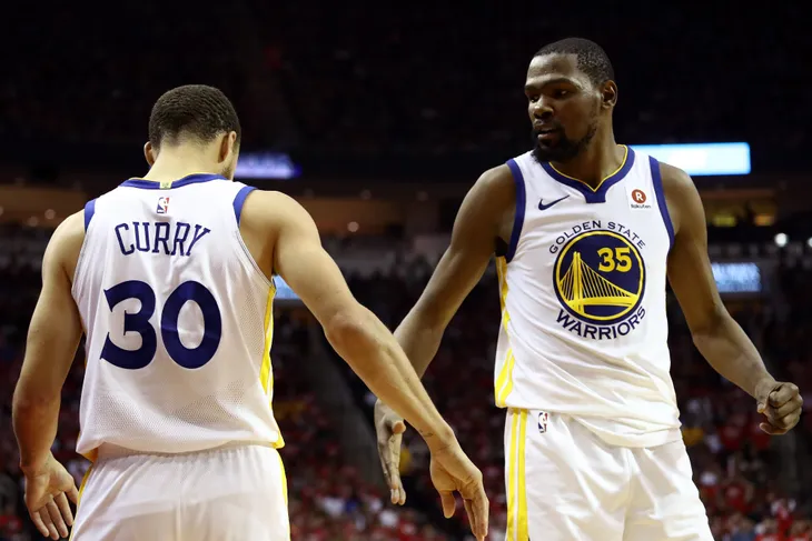 Game 1 chung kết miền Tây NBA: Kevin Durant nhấn chìm Houston Rockets - Ảnh 1. Game 1 chung kết miền Tây NBA: Kevin Durant nhấn chìm Houston Rockets - Ảnh 1.