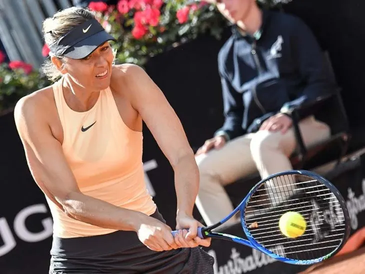 Maria Sharapova ngược dòng vào vòng 3 Rome mở rộng 2018 - Ảnh 3. Maria Sharapova ngược dòng vào vòng 3 Rome mở rộng 2018 - Ảnh 3.