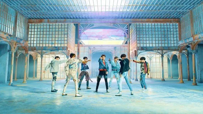 Fake Love của BTS gây sốt toàn cầu, đạt kỷ lục lượt xem - Ảnh 1. Fake Love của BTS gây sốt toàn cầu, đạt kỷ lục lượt xem - Ảnh 1.