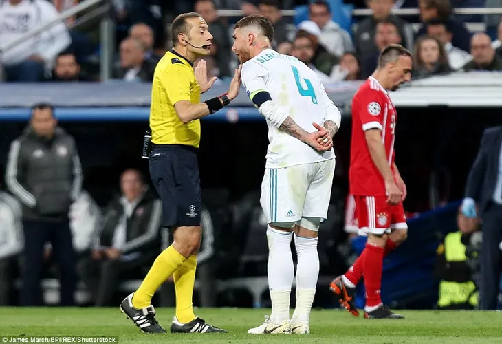 ẢNH: Vượt qua Bayern Munich, Real vào chung kết Champions League năm thứ 3 liên tiếp - Ảnh 13. ẢNH: Vượt qua Bayern Munich, Real vào chung kết Champions League năm thứ 3 liên tiếp - Ảnh 13.