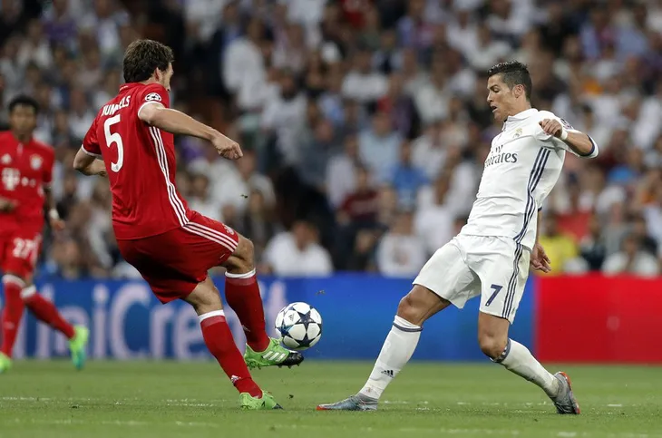 Trung vệ trụ cột chỉ rõ nguyên nhân thất bại của Bayern Munich - Ảnh 1. Trung vệ trụ cột chỉ rõ nguyên nhân thất bại của Bayern Munich - Ảnh 1.