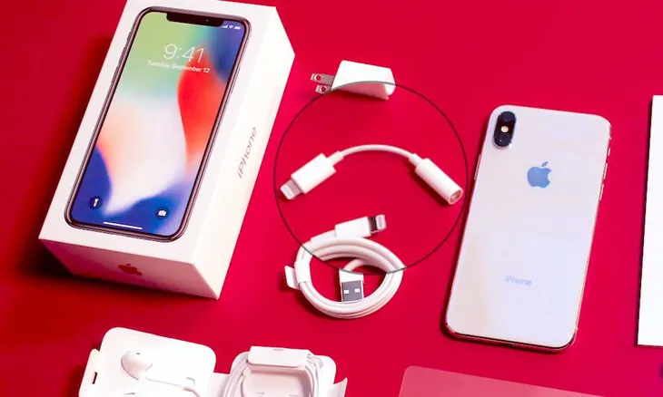 Apple có thể sẽ làm điều khủng khiếp này với iPhone 2018 - Ảnh 1. Apple có thể sẽ làm điều khủng khiếp này với iPhone 2018 - Ảnh 1.