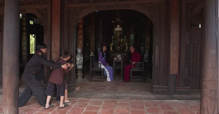 Mộng phù hoa - Tập 25: Gặp lại nhau, tình cảm giữa Ba Trang và Mân lại trỗi dậy. - Ảnh 8. Mộng phù hoa - Tập 25: Gặp lại nhau, tình cảm giữa Ba Trang và Mân lại trỗi dậy. - Ảnh 8.