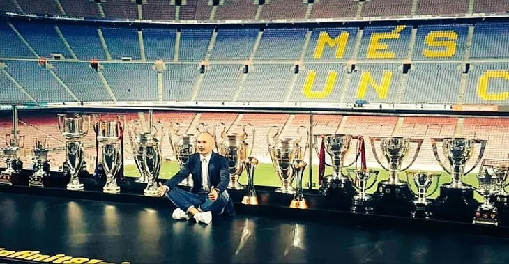 Những hình ảnh xúc động trong lễ chia tay Iniesta - Ảnh 13.
