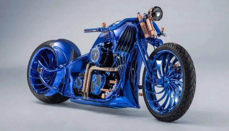 Harley-Davidson Blue Edition: Quái thú mô tô có giá đắt hơn cả một siêu xe Ferrari - Ảnh 2. Harley-Davidson Blue Edition: Quái thú mô tô có giá đắt hơn cả một siêu xe Ferrari - Ảnh 2.