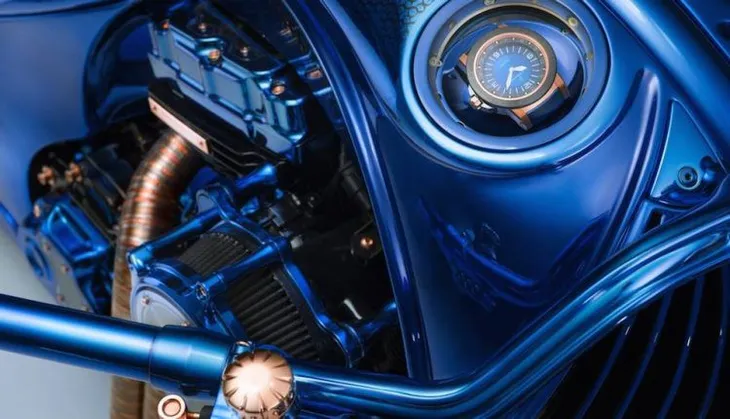 Harley-Davidson Blue Edition: Quái thú mô tô có giá đắt hơn cả một siêu xe Ferrari - Ảnh 5. Harley-Davidson Blue Edition: Quái thú mô tô có giá đắt hơn cả một siêu xe Ferrari - Ảnh 5.