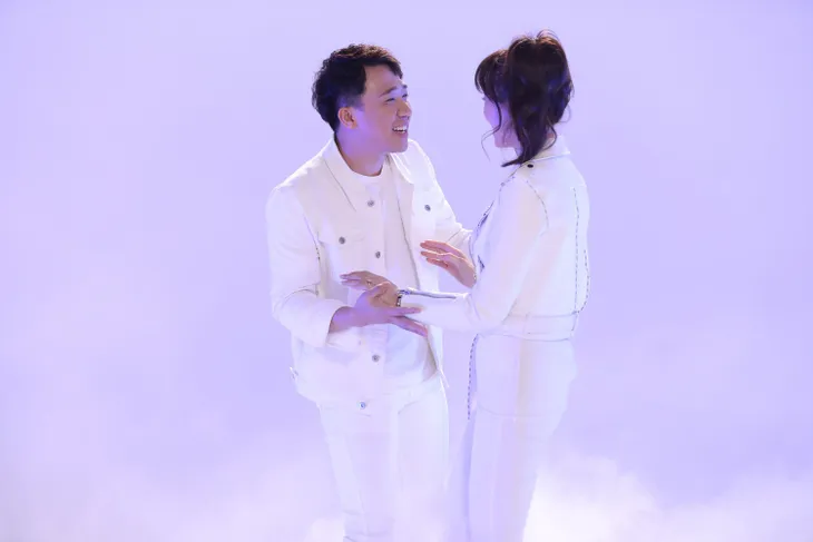 Khi đàn ông mang bầu 2018: Vừa mở màn, Trấn Thành - Hari Won đã có phát ngôn đậm chất ngôn tình - Ảnh 2. Khi đàn ông mang bầu 2018: Vừa mở màn, Trấn Thành - Hari Won đã có phát ngôn đậm chất ngôn tình - Ảnh 2.