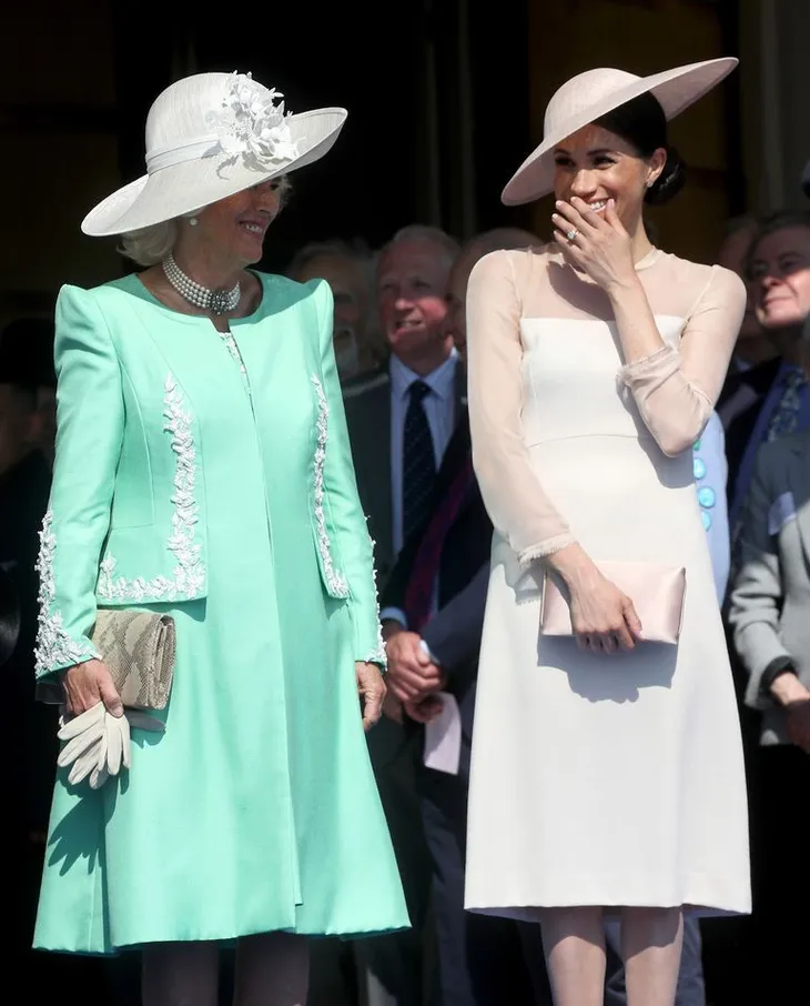 Cặp đôi Meghan Markle - Harry tham gia sự kiện Hoàng gia đầu tiên sau hôn lễ - Ảnh 2. Cặp đôi Meghan Markle - Harry tham gia sự kiện Hoàng gia đầu tiên sau hôn lễ - Ảnh 2.