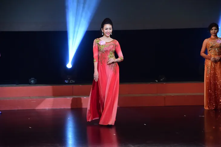 NTK Võ Nhật Phượng đoạt giải Hoa hậu Doanh nhân Thái Bình Dương 2018 - Ảnh 1. NTK Võ Nhật Phượng đoạt giải Hoa hậu Doanh nhân Thái Bình Dương 2018 - Ảnh 1.