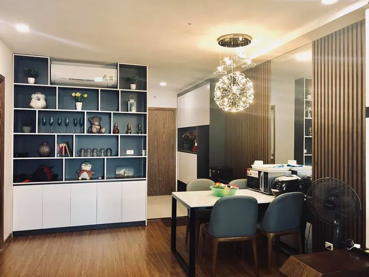 Ngắm căn hộ nhỏ tiện nghi của diễn viên Hữu Công - Ảnh 2. Ngắm căn hộ nhỏ tiện nghi của diễn viên Hữu Công - Ảnh 2.