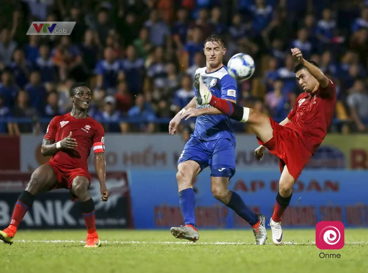 Lịch tường thuật vòng 10 V.League 2018: Hà Nội FC vượt ải SLNA? - Ảnh 2. Lịch tường thuật vòng 10 V.League 2018: Hà Nội FC vượt ải SLNA? - Ảnh 2.