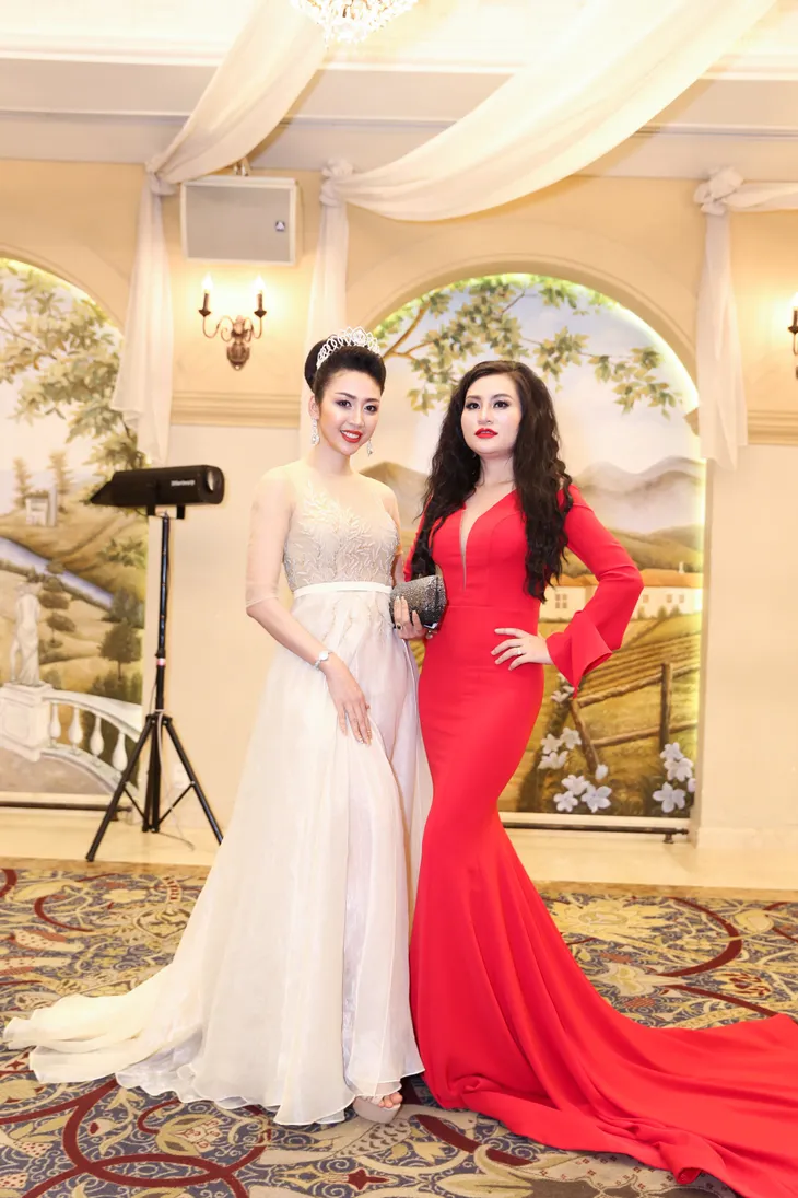 Hoa hậu Doanh nhân Thái Bình Dương 2018 khoe sắc bên dàn người đẹp - Ảnh 3. Hoa hậu Doanh nhân Thái Bình Dương 2018 khoe sắc bên dàn người đẹp - Ảnh 3.