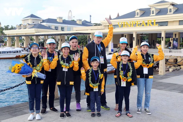 Các đoàn thiếu nhi quốc tế rạng rỡ trong lần đầu đặt chân tới Vinpearl Land Nha Trang - Ảnh 8. Các đoàn thiếu nhi quốc tế rạng rỡ trong lần đầu đặt chân tới Vinpearl Land Nha Trang - Ảnh 8.