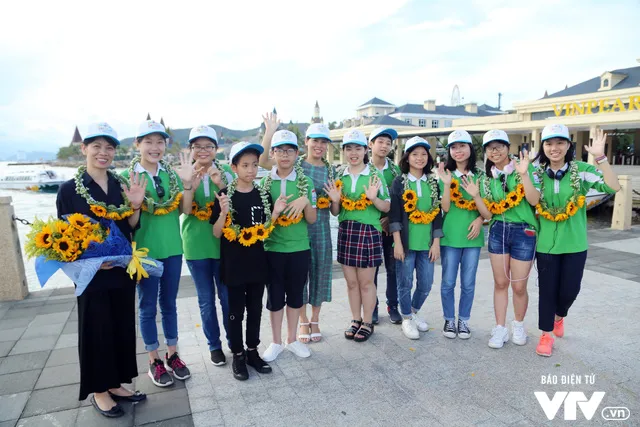 Các đoàn thiếu nhi quốc tế rạng rỡ trong lần đầu đặt chân tới Vinpearl Land Nha Trang - Ảnh 6. Các đoàn thiếu nhi quốc tế rạng rỡ trong lần đầu đặt chân tới Vinpearl Land Nha Trang - Ảnh 6.