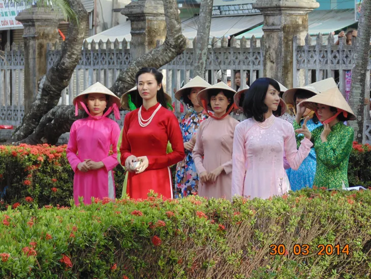 Khánh My và Ngân Khánh trở lại thời xưa hóa Mỹ nhân Sài Thành - Ảnh 2. Khánh My và Ngân Khánh trở lại thời xưa hóa Mỹ nhân Sài Thành - Ảnh 2.