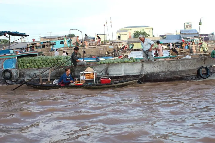 Trải nghiệm một ngày ở chợ nổi Cái Răng - Cần Thơ - Ảnh 2. Trải nghiệm một ngày ở chợ nổi Cái Răng - Cần Thơ - Ảnh 2.