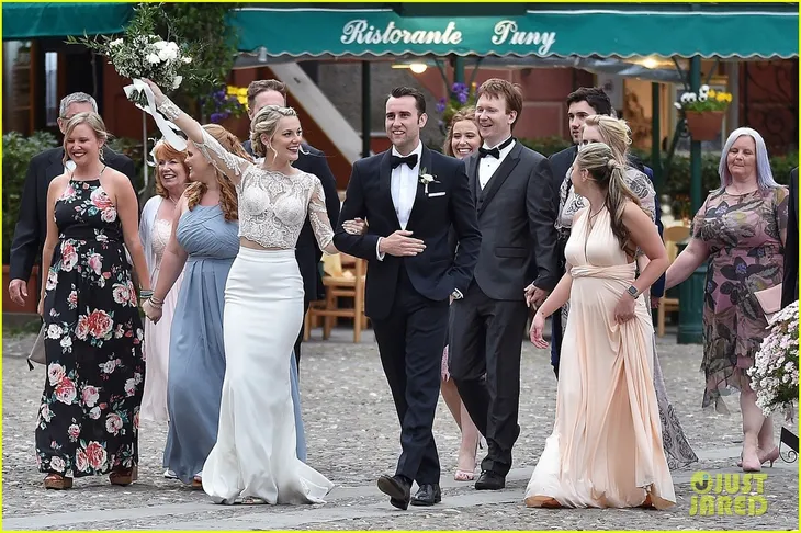 Sao phim “Harry Potter” Matthew Lewis kết hôn - Ảnh 3. Sao phim “Harry Potter” Matthew Lewis kết hôn - Ảnh 3.