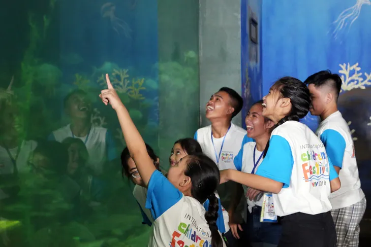 Liên hoan thiếu nhi quốc tế VTV: Các bạn nhỏ vui chơi thỏa thích ở Vinpearl Land Nha Trang - Ảnh 13. Liên hoan thiếu nhi quốc tế VTV: Các bạn nhỏ vui chơi thỏa thích ở Vinpearl Land Nha Trang - Ảnh 13.