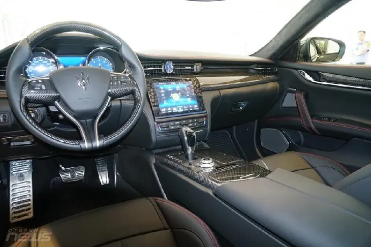Ngắm Maserati Quattroporte GranSport GTS Nerissimo cực hiếm - Ảnh 4.