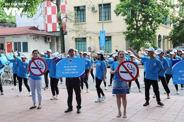 Bộ Y tế phát động Ngày thế giới không thuốc lá 31/5 - Ảnh 4. Bộ Y tế phát động Ngày thế giới không thuốc lá 31/5 - Ảnh 4.
