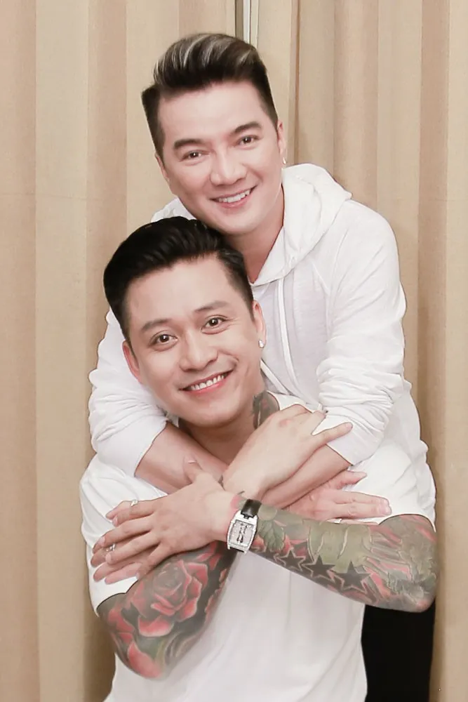 Đàm Vĩnh Hưng, Tuấn Hưng, Quang Hà khiến khán giả Hà Nội đứng ngồi không yên - Ảnh 9. Đàm Vĩnh Hưng, Tuấn Hưng, Quang Hà khiến khán giả Hà Nội đứng ngồi không yên - Ảnh 9.