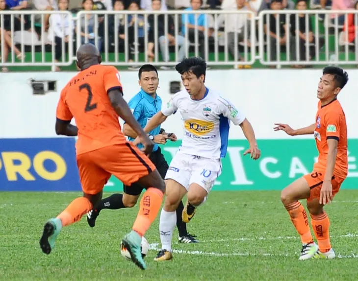 Sanna Khánh Hòa BVN - HAGL: Chờ cơn mưa bàn thắng (18:00 ngày 6/5 trên VTV6) - Ảnh 1. Sanna Khánh Hòa BVN - HAGL: Chờ cơn mưa bàn thắng (18:00 ngày 6/5 trên VTV6) - Ảnh 1.