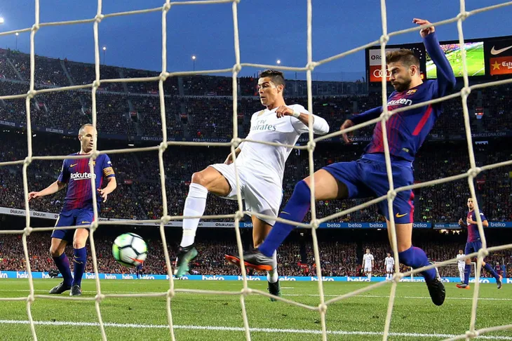 Ronaldo lập kỷ lục tại trận cầu Siêu kinh điển - Ảnh 1. Ronaldo lập kỷ lục tại trận cầu Siêu kinh điển - Ảnh 1.