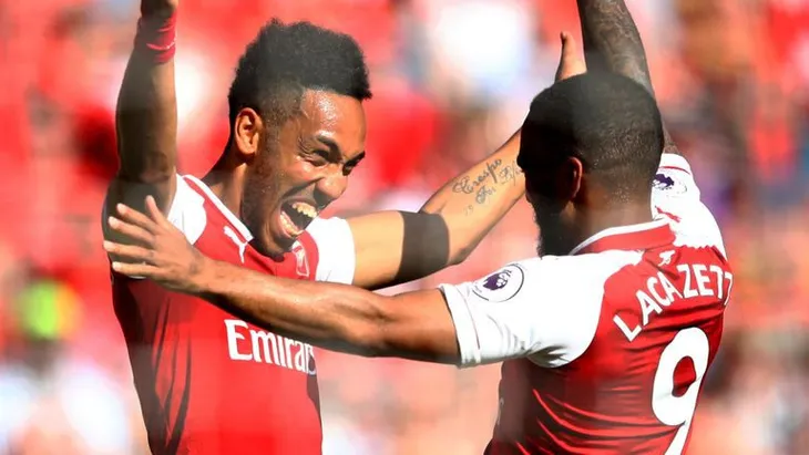 Đội hình kết hợp Arsenal - Liverpool: Hàng thủ thương hiệu The Kop - Ảnh 6. Đội hình kết hợp Arsenal - Liverpool: Hàng thủ thương hiệu The Kop - Ảnh 6.