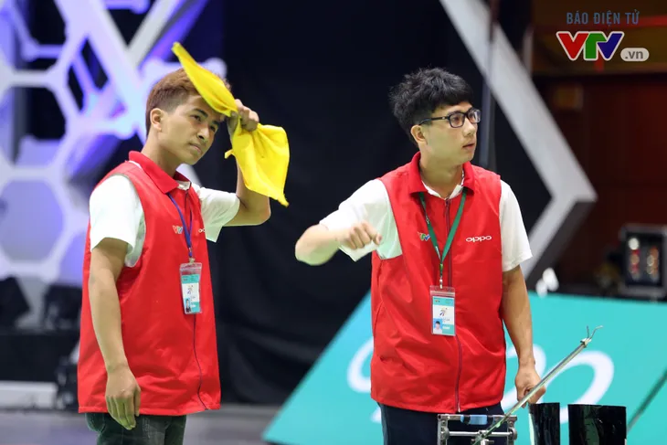 Những khoảnh khắc ấn tượng tại vòng loại Robocon Việt Nam 2018 - Ảnh 6. Những khoảnh khắc ấn tượng tại vòng loại Robocon Việt Nam 2018 - Ảnh 6.