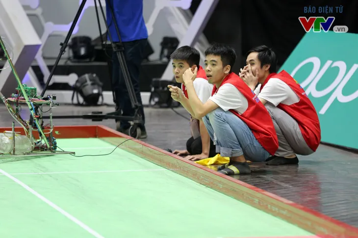 Những khoảnh khắc ấn tượng tại vòng loại Robocon Việt Nam 2018 - Ảnh 1. Những khoảnh khắc ấn tượng tại vòng loại Robocon Việt Nam 2018 - Ảnh 1.