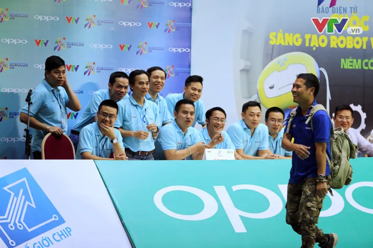 Những khoảnh khắc ấn tượng tại vòng loại Robocon Việt Nam 2018 - Ảnh 43. Những khoảnh khắc ấn tượng tại vòng loại Robocon Việt Nam 2018 - Ảnh 43.