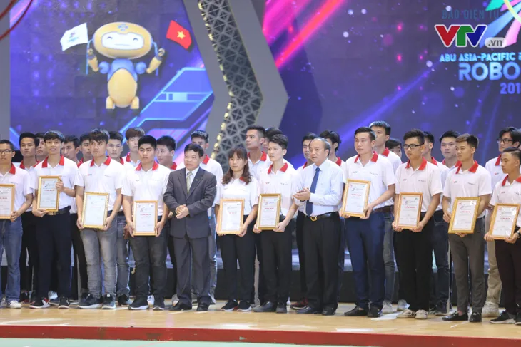 Vòng chung kết Robocon Việt Nam 2018 chính thức khởi tranh - Ảnh 15. Vòng chung kết Robocon Việt Nam 2018 chính thức khởi tranh - Ảnh 15.