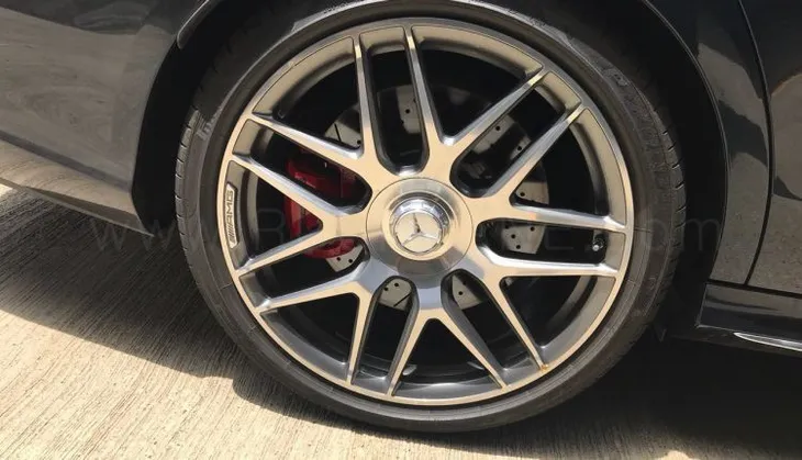 Mercedes trình làng AMG E63 S: Phiên bản mạnh chưa từng có của dòng E Class - Ảnh 6. Mercedes trình làng AMG E63 S: Phiên bản mạnh chưa từng có của dòng E Class - Ảnh 6.