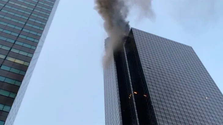 Mỹ: Hỏa hoạn tại Tháp Trump ở New York, 2 người bị thương - Ảnh 3. Mỹ: Hỏa hoạn tại Tháp Trump ở New York, 2 người bị thương - Ảnh 3.