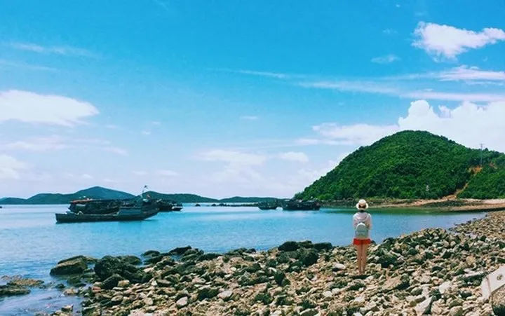 Những bãi biển tuyệt đẹp ít người biết tới ở Việt Nam - Ảnh 1. Những bãi biển tuyệt đẹp ít người biết tới ở Việt Nam - Ảnh 1.