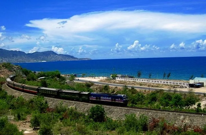 Những bãi biển tuyệt đẹp ít người biết tới ở Việt Nam - Ảnh 8. Những bãi biển tuyệt đẹp ít người biết tới ở Việt Nam - Ảnh 8.