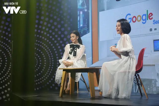 Hồ Quỳnh Hương đẹp như công chúa trong Muôn màu showbiz - Ảnh 7. Hồ Quỳnh Hương đẹp như công chúa trong Muôn màu showbiz - Ảnh 7.