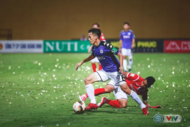 CLB Hà Nội đại thắng Than Quảng Ninh, kéo dài mạch bất bại - Ảnh 13. CLB Hà Nội đại thắng Than Quảng Ninh, kéo dài mạch bất bại - Ảnh 13.