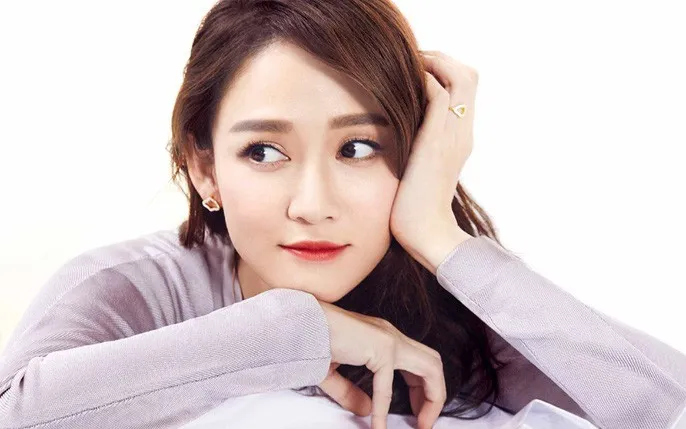 Nhiều người đẹp có nhan sắc không tuổi - Ảnh 2. Nhiều người đẹp có nhan sắc không tuổi - Ảnh 2.