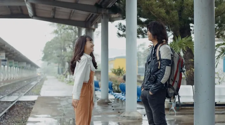 Ngày ấy mình đã yêu - Tập 4: Buộc phải chọn 1, Hạ sẽ chọn tiền hay Tùng? - Ảnh 1. Ngày ấy mình đã yêu - Tập 4: Buộc phải chọn 1, Hạ sẽ chọn tiền hay Tùng? - Ảnh 1.