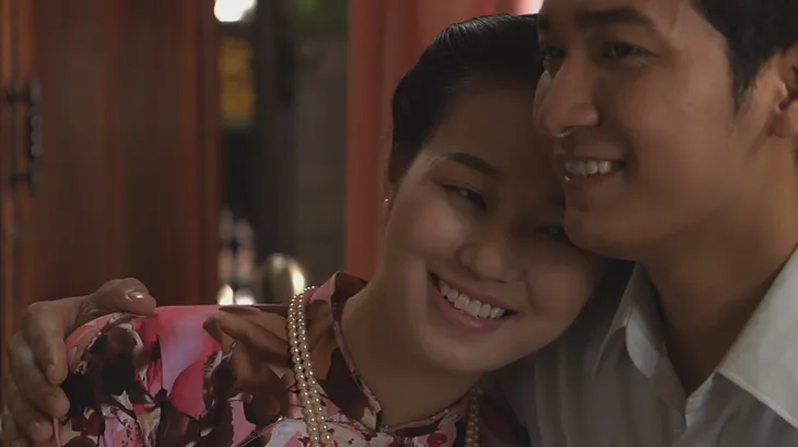 Mỹ nhân Sài Thành - Tập 19: Thanh Trà bị chồng ruồng bỏ còn Hồng Trà được chồng yêu thương hết mực - Ảnh 8. Mỹ nhân Sài Thành - Tập 19: Thanh Trà bị chồng ruồng bỏ còn Hồng Trà được chồng yêu thương hết mực - Ảnh 8.