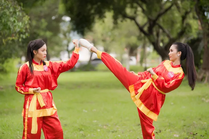 Thí sinh Hoa hậu Việt Nam khoe vẻ đẹp khỏe khoắn - Ảnh 3. Thí sinh Hoa hậu Việt Nam khoe vẻ đẹp khỏe khoắn - Ảnh 3.