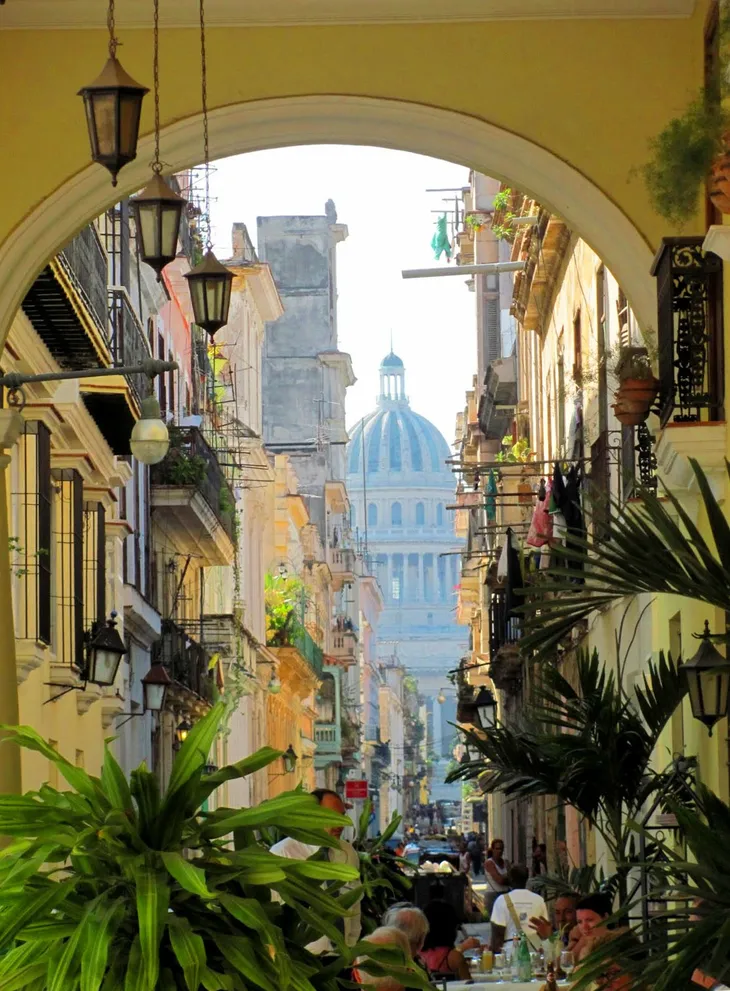 Kiến trúc Cuba: Sự giao thoa huyền ảo giữa quá khứ và hiện tại - Ảnh 5. Kiến trúc Cuba: Sự giao thoa huyền ảo giữa quá khứ và hiện tại - Ảnh 5.