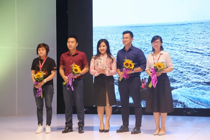 Chi đoàn Trung tâm Sản xuất phim truyền hình giành giải Đặc biệt cuộc thi ảnh Nghề báo trong tôi là... - Ảnh 5. Chi đoàn Trung tâm Sản xuất phim truyền hình giành giải Đặc biệt cuộc thi ảnh Nghề báo trong tôi là... - Ảnh 5.