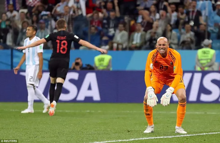 Chấm điểm Argentina 0-3 Croatia: Khi kẻ thù ở sau lưng ngươi đó! - Ảnh 2. Chấm điểm Argentina 0-3 Croatia: Khi kẻ thù ở sau lưng ngươi đó! - Ảnh 2.