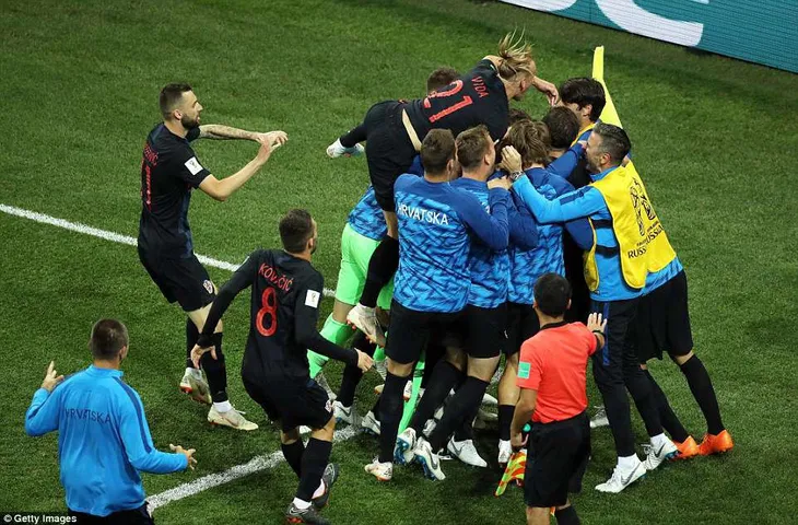 Chấm điểm Argentina 0-3 Croatia: Khi kẻ thù ở sau lưng ngươi đó! - Ảnh 1. Chấm điểm Argentina 0-3 Croatia: Khi kẻ thù ở sau lưng ngươi đó! - Ảnh 1.