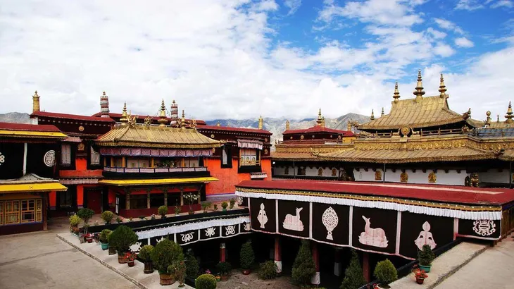 Điều đặc biệt ở Tây Tạng bạn nên thử trải nghiệm - Ảnh 1. Điều đặc biệt ở Tây Tạng bạn nên thử trải nghiệm - Ảnh 1.