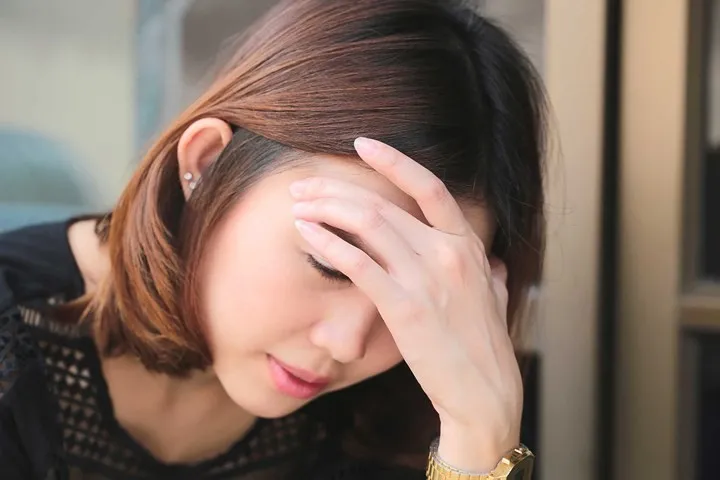 8 nguy cơ sức khỏe liên quan đến chứng đau nửa đầu - Ảnh 4. 8 nguy cơ sức khỏe liên quan đến chứng đau nửa đầu - Ảnh 4.