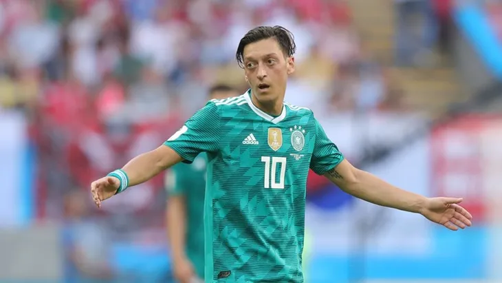 ĐT Đức tạo kỷ lục buồn nhất 80 năm dự FIFA World Cup™: Thầy trò Joachim Loew “chết đứng” trên sân - Ảnh 6. ĐT Đức tạo kỷ lục buồn nhất 80 năm dự FIFA World Cup™: Thầy trò Joachim Loew “chết đứng” trên sân - Ảnh 6.